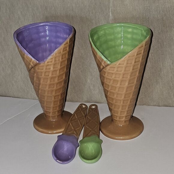 Waffle Cone Ice Cream Bowls with Spoons Pair Marked B&B Ceramic Fancy - Picture 3 of 8